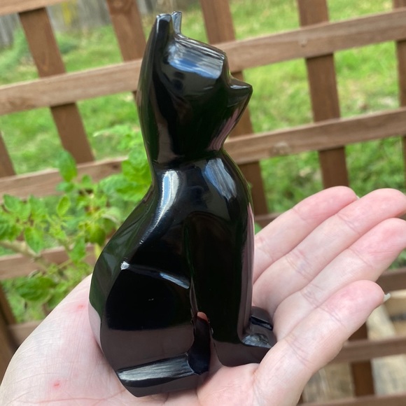 Magic Moon Other - Onyx Cat Statue